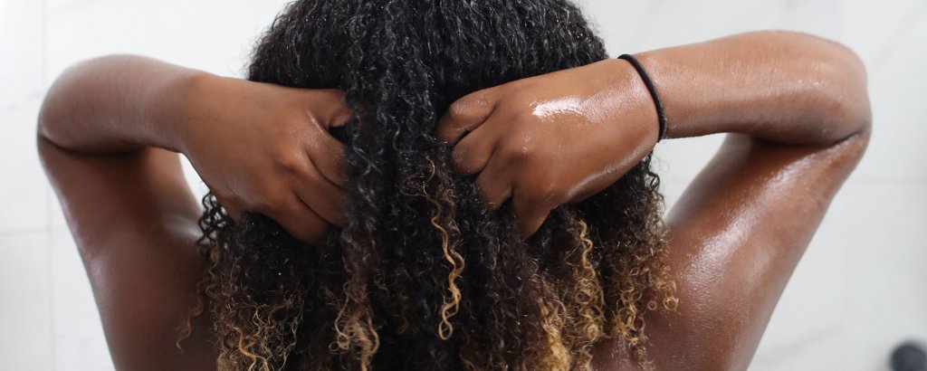 Tips and Tricks for Dry Curly Hair Care | DevaCurl Blog