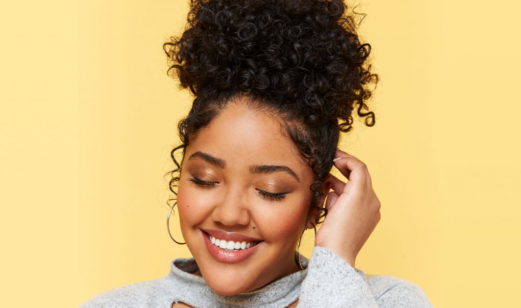 Must-Have Thanksgiving Curly Hairstyles For Virtual Hangouts | DevaCurl